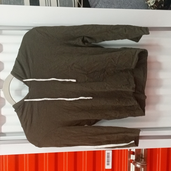 Heart & Hips Tops - Heart & hips Cropped hoodie size  medium